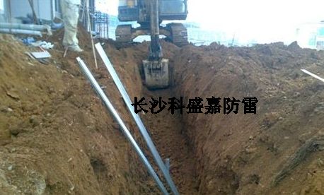 你知道為什么做防雷地網時，挖溝要0.5米寬，1米深